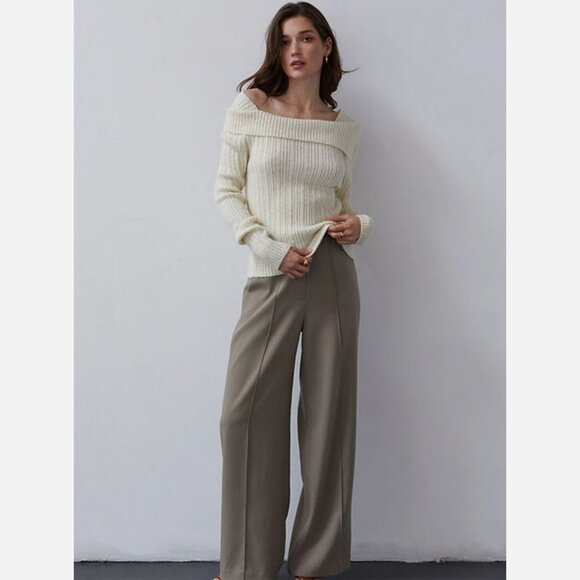 Cream Partial Off Shoulder Sweater – Soft Ribbed Knit - Picture 2 of 9